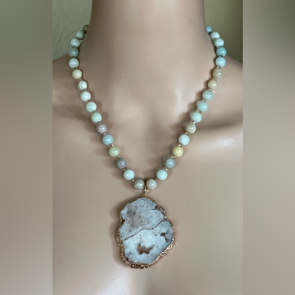 22 inch Morganite bead Necklace NWOT - Picture 9 of 14